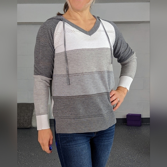 Long Sleeve Drawstring Sweatshirts - Picture 3 of 6